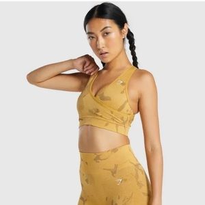 Gymshark Adapt Camo Seamless Sports Bra | Medium Support | Savanna - Yellow